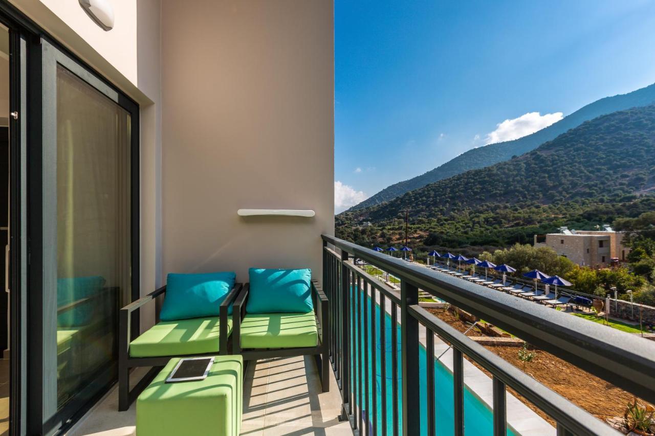T Hotel Premium Suites Bali  エクステリア 写真